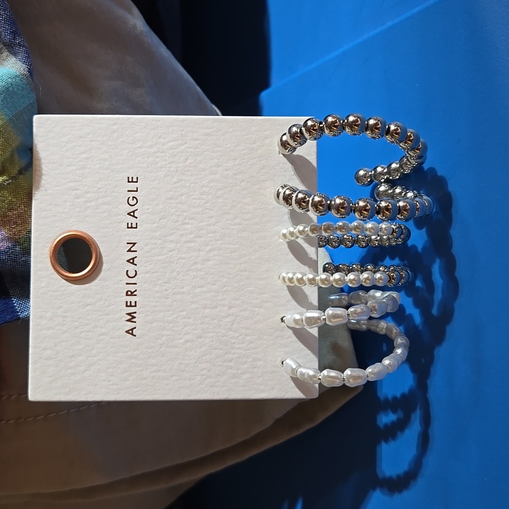 NWT-American Eagle Earrings 3 pair hoop/half hoop style